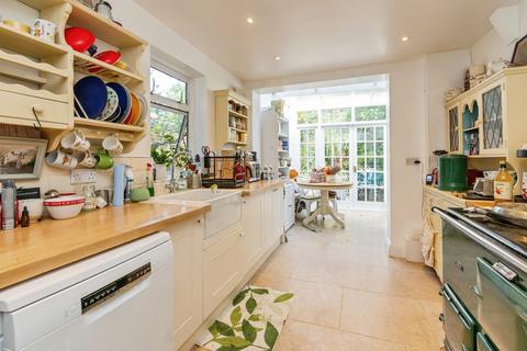 3 bedroom semi-detached house for sale, Bellevue Road, London, N11