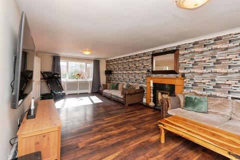 undefined, Gally Hill Road, Fleet, GU52