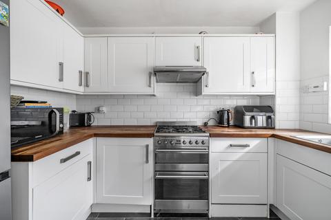 3 bedroom terraced house for sale, Sidney Road, Walton-on-Thames, KT12