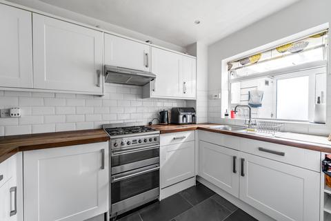 3 bedroom terraced house for sale, Sidney Road, Walton-on-Thames, KT12