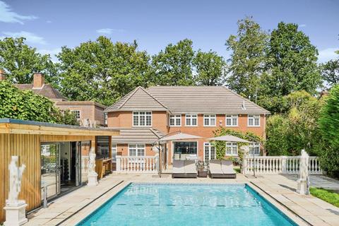 5 bedroom detached house for sale, Queens Road, Walton-on-Thames, KT12