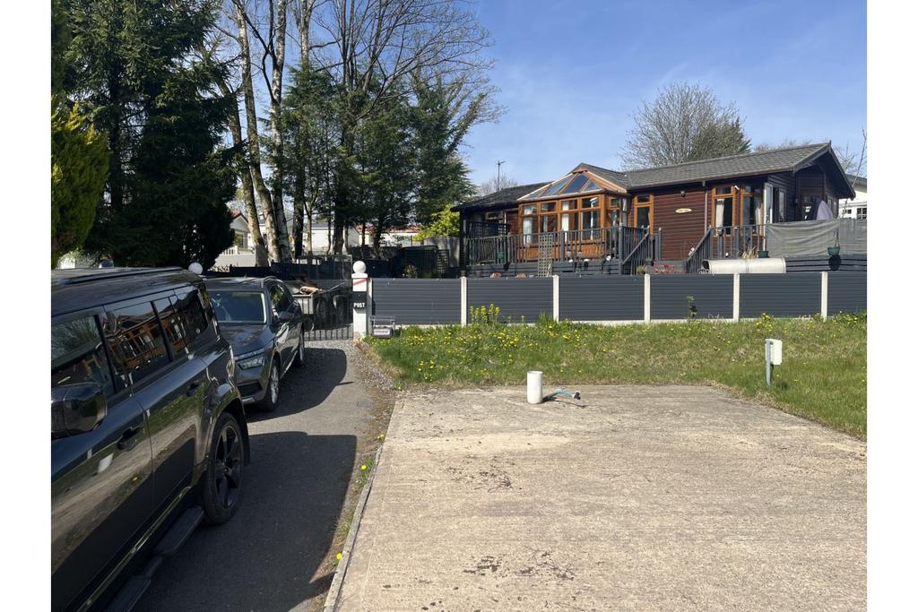 Site Front