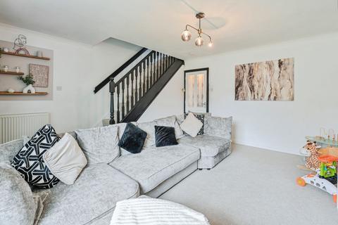 undefined, Scaraben Crescent, Glenrothes, KY6