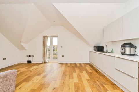 undefined, 125 Richmond Road, Kingston upon Thames, KT2