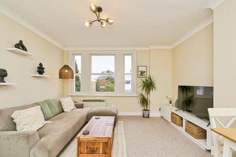 1 bedroom flat for sale, Uxbridge Road, Kingston upon Thames, KT1