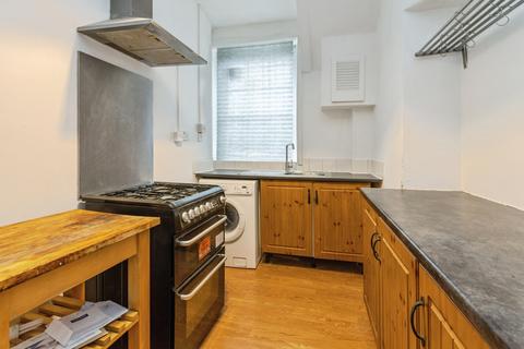 1 bedroom flat for sale, Fanshaw Street, London, N1