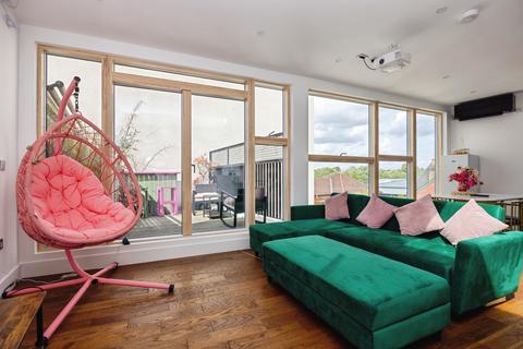 undefined, Walnut Tree Close, Guildford, GU1