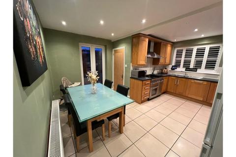 undefined, Albert Road, Ashtead, KT21