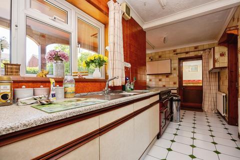 3 bedroom semi-detached house for sale, The Oval, Guildford, GU3