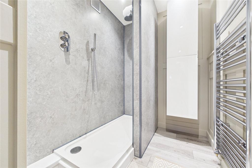 Ground Shower