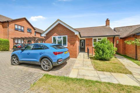 undefined, Winch Close, Codicote, SG4