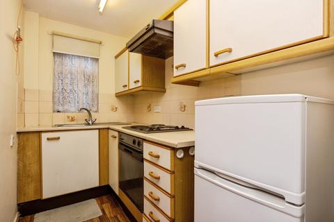 undefined, Worplesdon Road, Guildford, GU2
