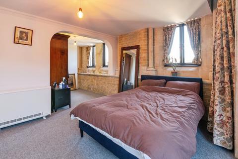 2 bedroom flat for sale, Arundel Square, London, N7