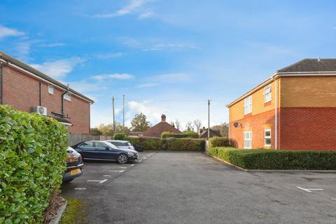 2 bedroom apartment for sale, Star Lane, Aldershot, GU12