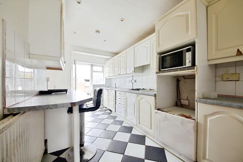 3 bedroom terraced house for sale, Stirling Road, London, N22