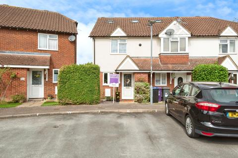 3 bedroom end of terrace house for sale, Walnut Avenue, Baldock, SG7