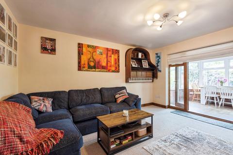 3 bedroom end of terrace house for sale, Walnut Avenue, Baldock, SG7