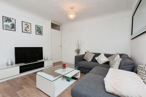 undefined, Morris Road, Farnborough, GU14