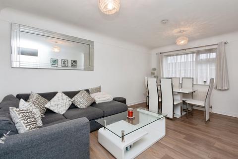 undefined, Morris Road, Farnborough, GU14
