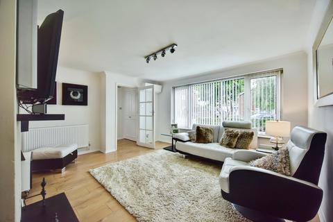 3 bedroom semi-detached house for sale, Thatcher Road, Tonbridge, TN12