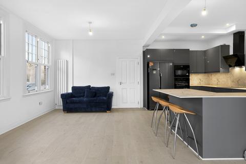 4 bedroom semi-detached house for sale, Priory Road, London, N8