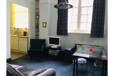 1 bedroom ground floor flat for sale, 1 Crothall Close, London, N13