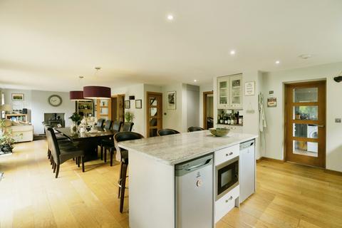 5 bedroom detached house for sale, Brightling Road, Robertsbridge, TN32