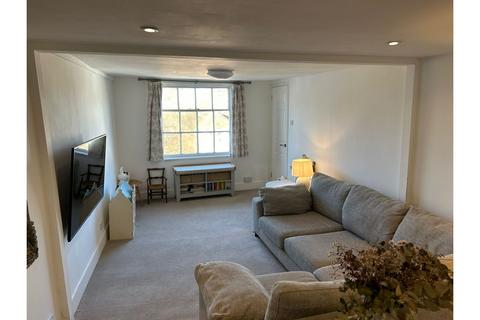 2 bedroom flat for sale, High Street, Rye, TN31