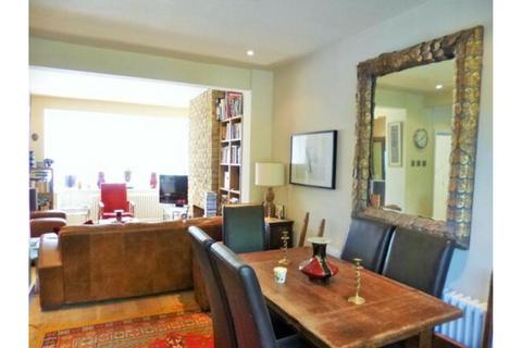 4 bedroom semi-detached house for sale, Jubilee Road, Greenford, UB6