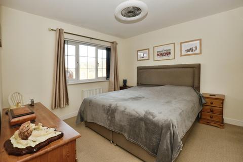 3 bedroom detached house for sale, Grenadier Way, Ashford, TN23
