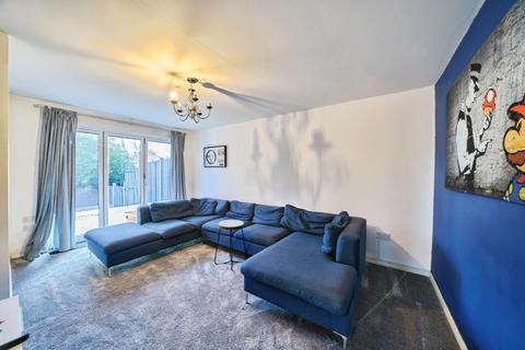 undefined, Caroline Close, West Drayton, UB7