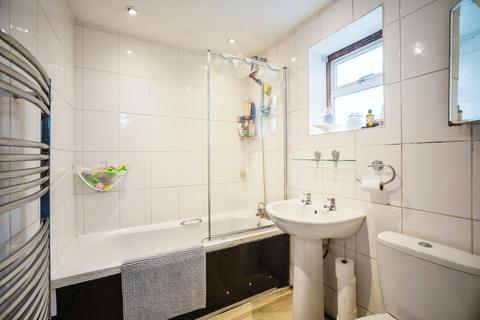 3 bedroom semi-detached house for sale, Priestley Drive, Tonbridge, TN10