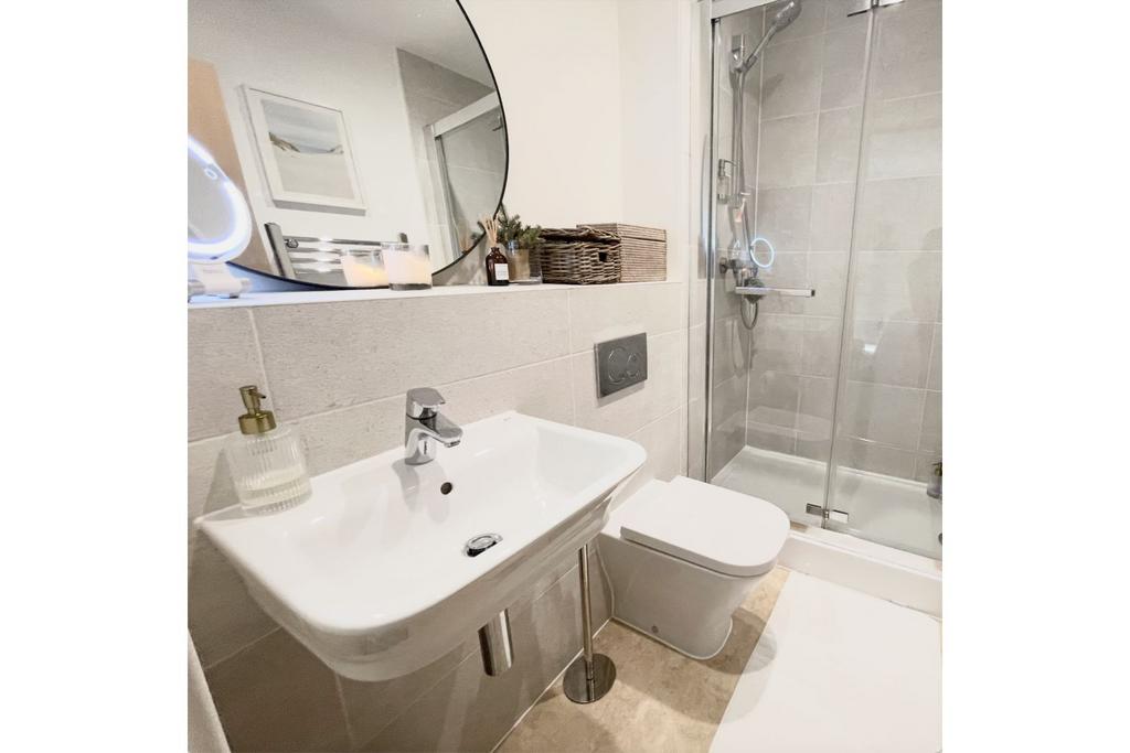 En-suite Shower Room