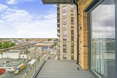3 bedroom apartment for sale, Merrick Road, Southall, UB2