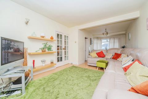 undefined, The Fairway, Northolt, UB5