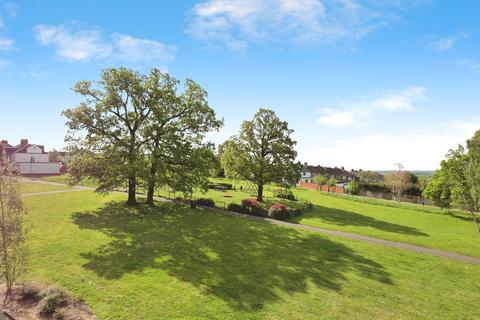 undefined, Ridding Lane, Greenford, UB6