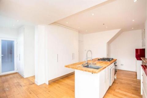 5 bedroom semi-detached house for sale, Farndale Crescent, Greenford, UB6