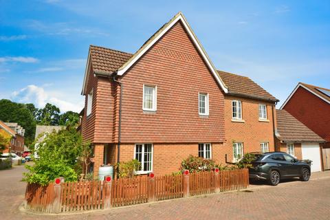 5 bedroom detached house for sale, Orlestone View, Ashford, TN26