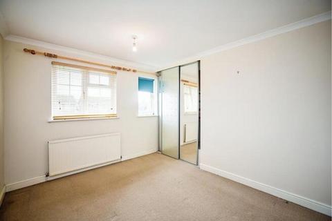 2 bedroom end of terrace house for sale, Sovereigns Way, Tonbridge, TN12