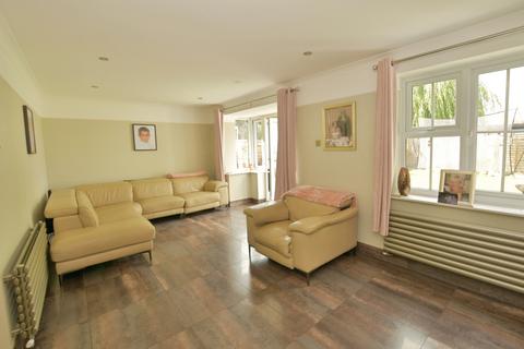 3 bedroom detached house for sale, Molloy Road, Ashford, TN26