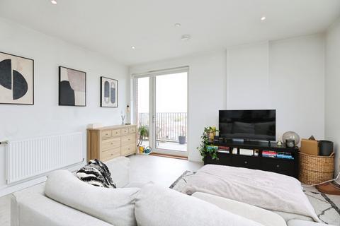 1 bedroom apartment for sale, Parva Grove, Greenford, UB6