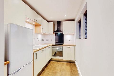 1 bedroom flat for sale, Escroft Court, Menston, LS29
