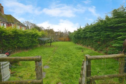 3 bedroom end of terrace house for sale, The Chennells, Ashford, TN26