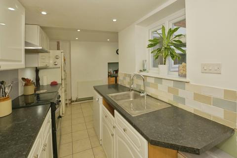 3 bedroom end of terrace house for sale, The Chennells, Ashford, TN26