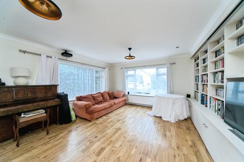undefined, Bodiam Avenue, Bexhill-on-sea, TN40