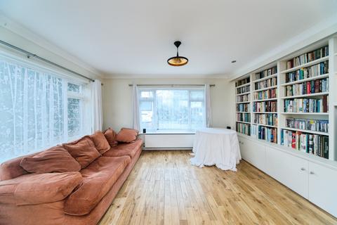 undefined, Bodiam Avenue, Bexhill-on-sea, TN40
