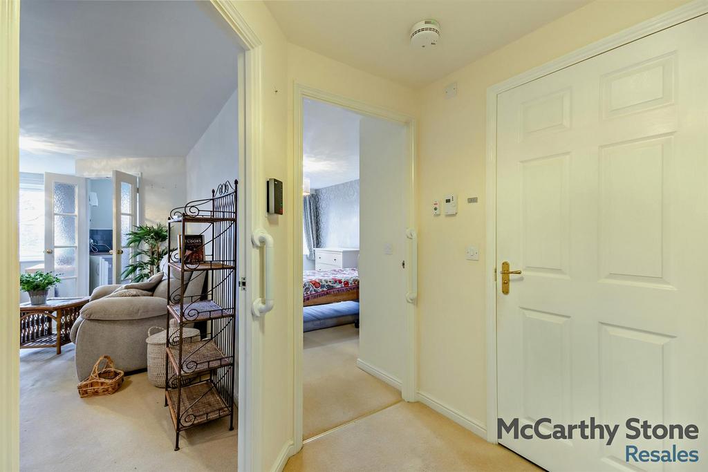 8674998-interior12-800.jpg