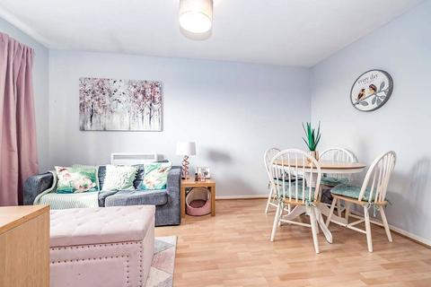 1 bedroom flat to rent, Scammell Way, Hertfordshire WD18