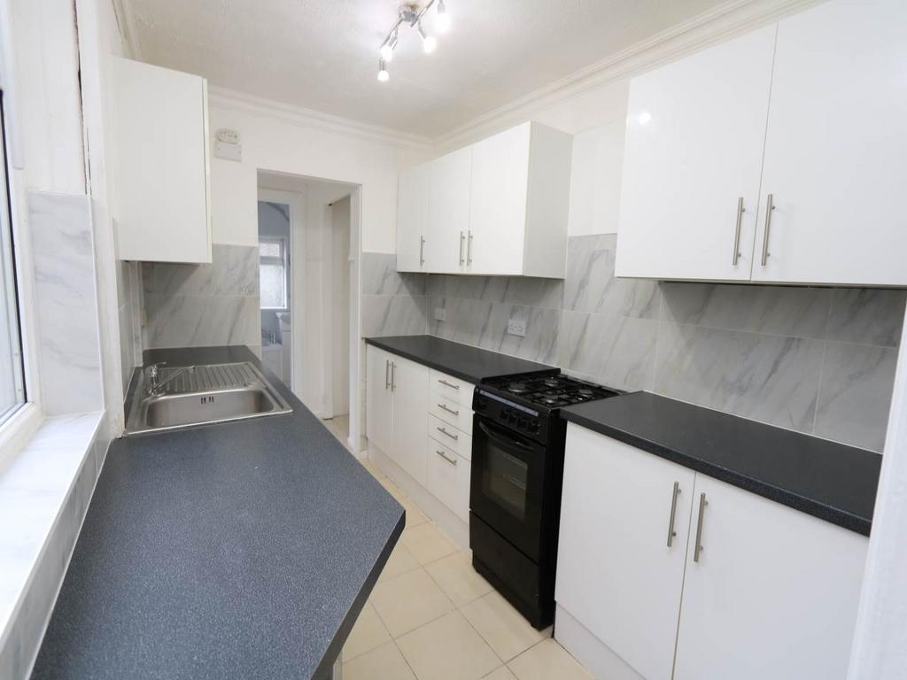Kitchen i