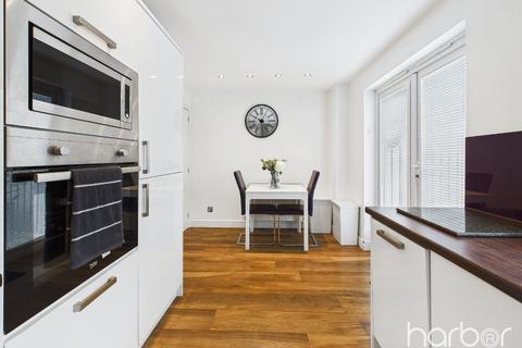 undefined, Springhill Farm Way, Baillieston, Glasgow, City of Glasgow, G69 6GZ